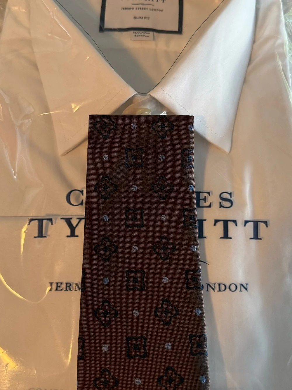 Brooks Brothers Classic Brown Patterned Men's Silk Tie